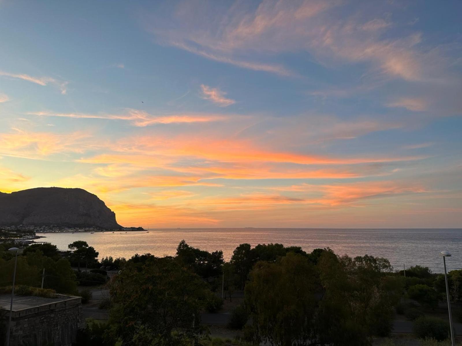 - Mondello Apartment Palermo