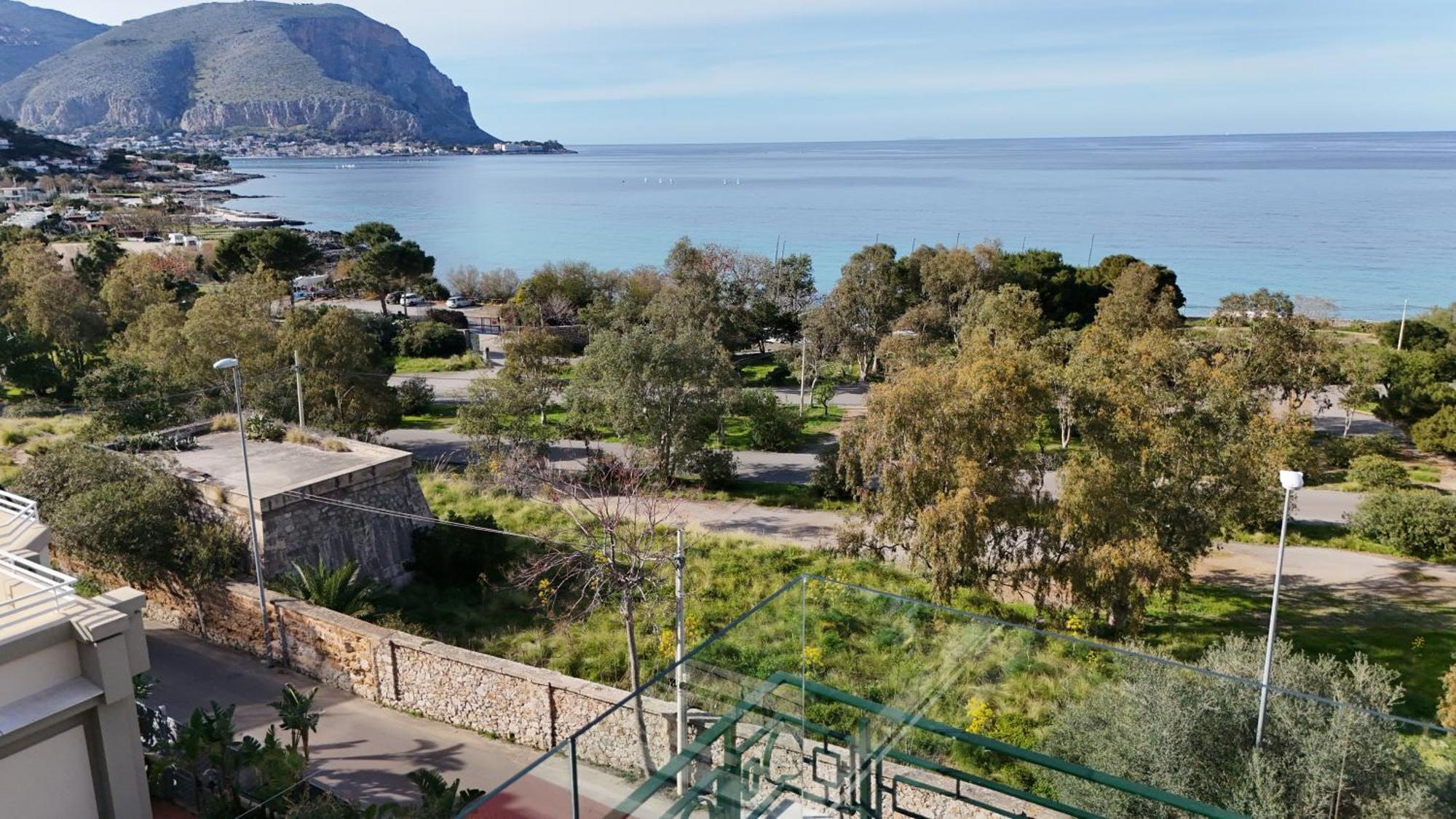 - Mondello Apartment